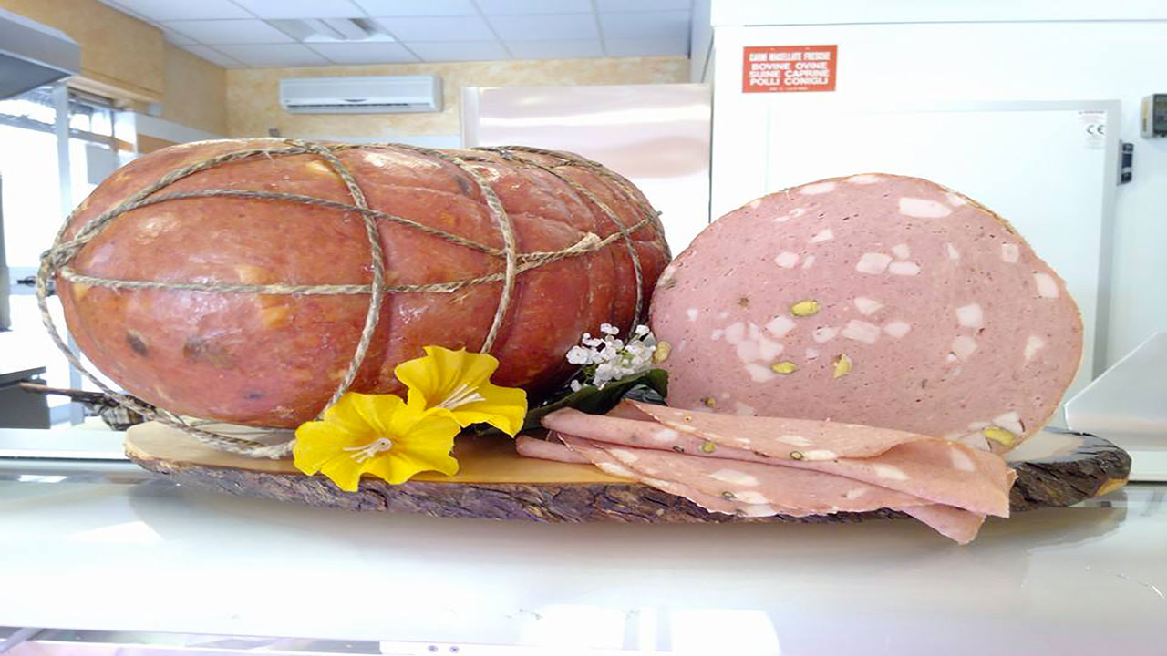 Mortadella Borbone della Macelleria Piero Garifo